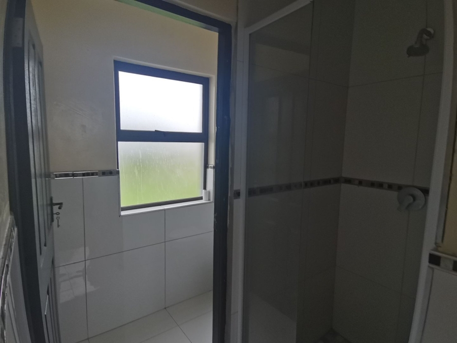 3 Bedroom Property for Sale in Cove Rock Eastern Cape